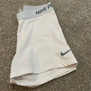 White Nike Pro